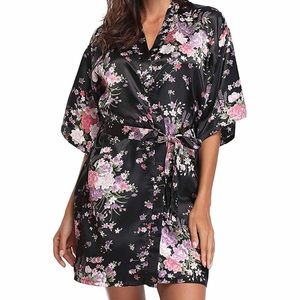 Amazon Women's Floral Satin Robe - Black and Pink